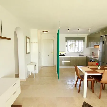 Miraflores Sea View Apartment With Garden Sitio de Calahonda Exterior photo